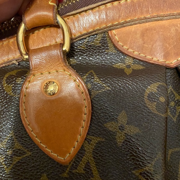 Louis Vuitton
Tivoli Handbag Monogram Canvas PM - Picture 2 of 16